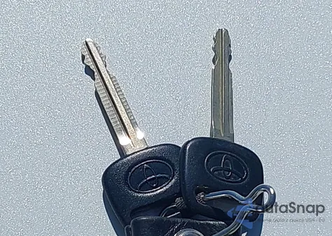 2004 Toyota Tacoma Prerunner V6 from USA, damaged, VIN 5TESN92N74Z334104